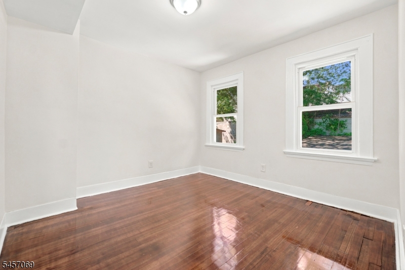 299 Smith Street Newark NJ 07106