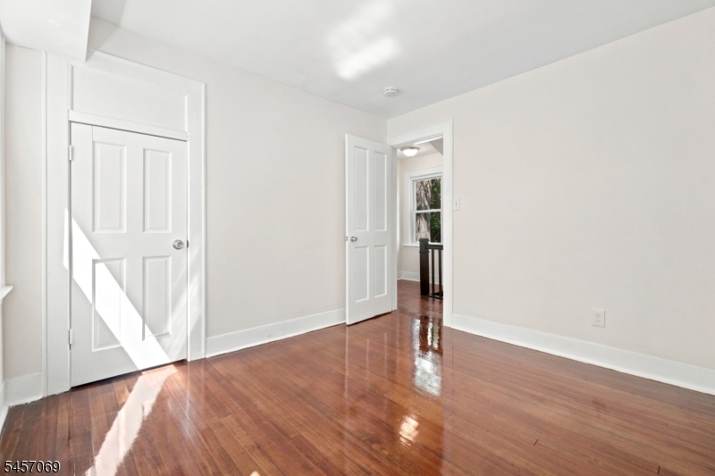 299 Smith Street Newark NJ 07106