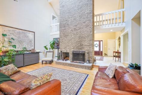 80 Shawnee Path Long Hill NJ 07946
