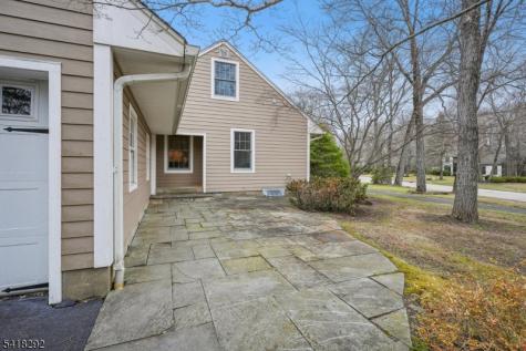80 Shawnee Path Long Hill NJ 07946