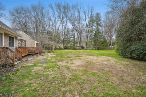 80 Shawnee Path Long Hill NJ 07946