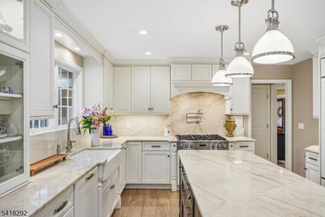 80 Shawnee Path Long Hill NJ 07946