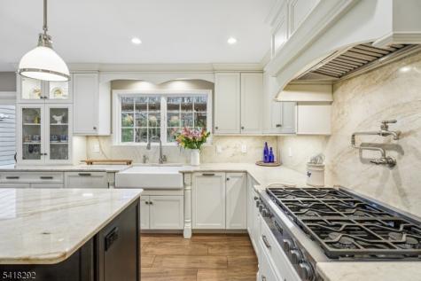 80 Shawnee Path Long Hill NJ 07946