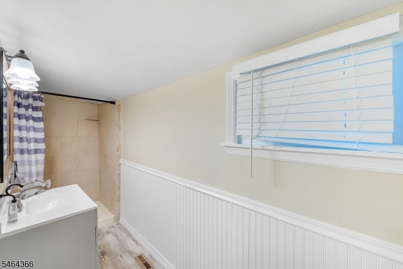 107 Overlook Road Vernon NJ 07461