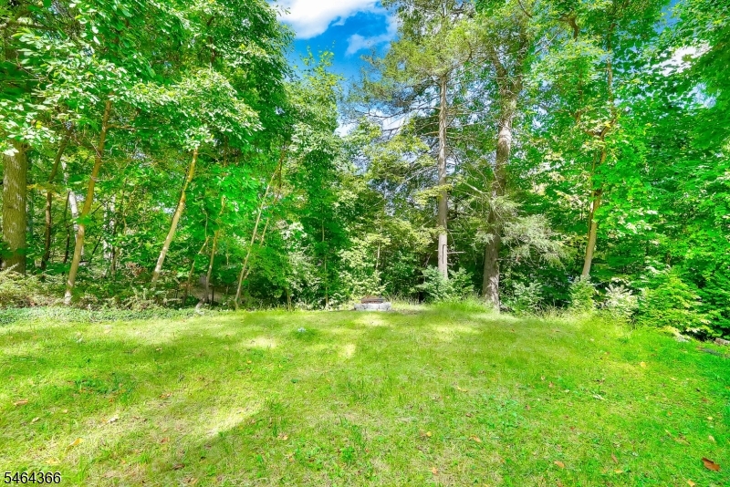 107 Overlook Road Vernon NJ 07461