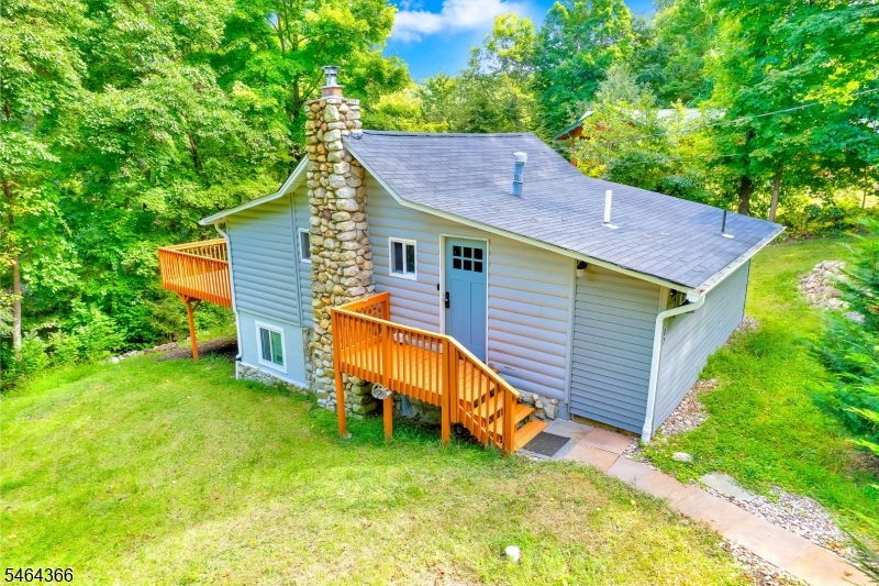 107 Overlook Road Vernon NJ 07461
