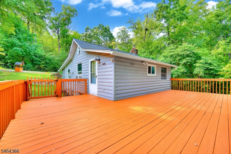 107 Overlook Road Vernon NJ 07461