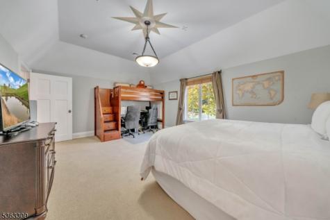 66 Charles Road Bernardsville NJ 07924
