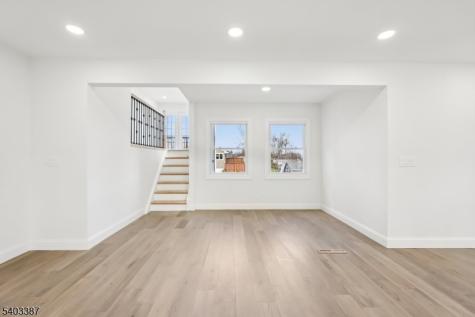 2 Guenter Street Butler NJ 07405