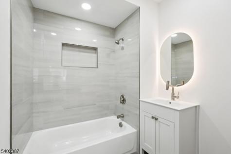 2 Guenter Street Butler NJ 07405