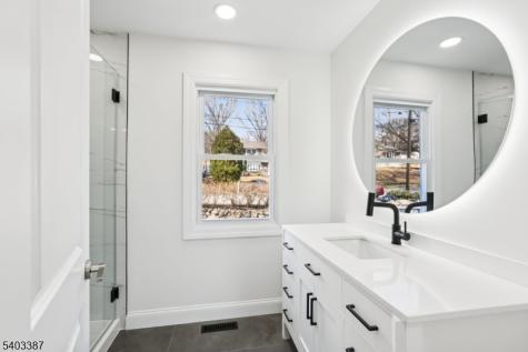 2 Guenter Street Butler NJ 07405