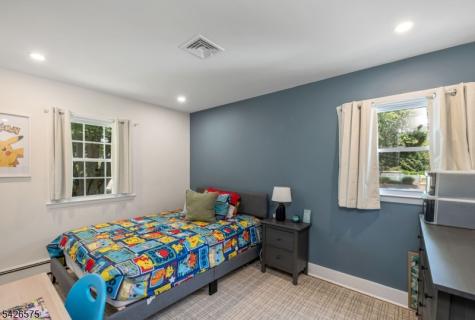 440 Yuhas Drive Paramus NJ 07652