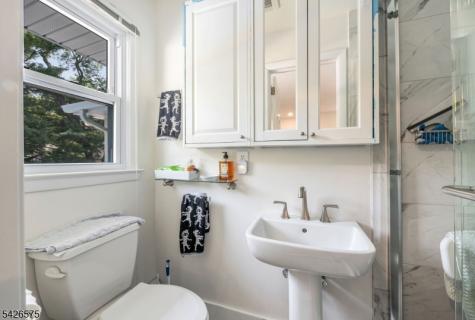 440 Yuhas Drive Paramus NJ 07652