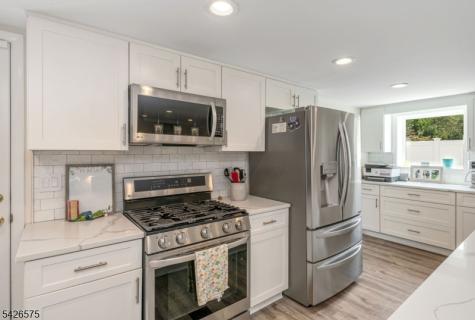 440 Yuhas Drive Paramus NJ 07652
