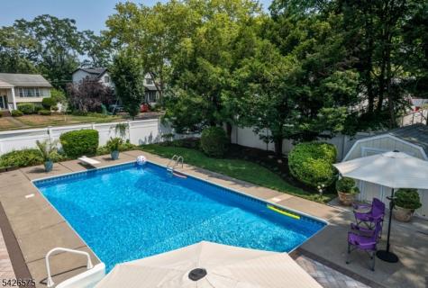 440 Yuhas Drive Paramus NJ 07652