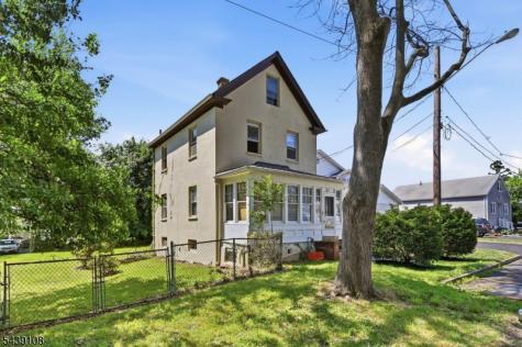 114 Franklin Place Roselle Park NJ 07204
