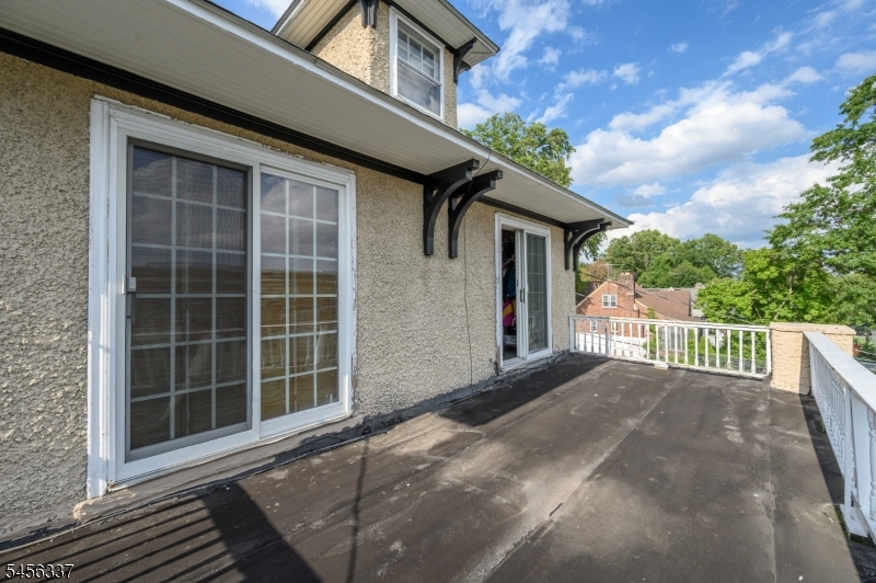 115 E 6th Avenue Roselle NJ 07203