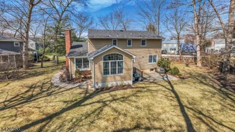 1 Sylvan Court Pequannock NJ 07444
