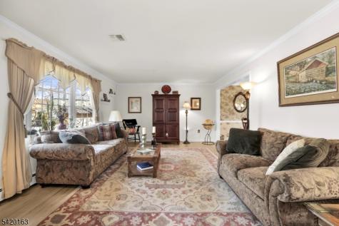 1 Sylvan Court Pequannock NJ 07444