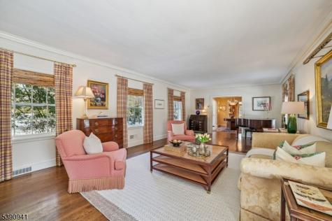 1 Slope Drive Millburn NJ 07078