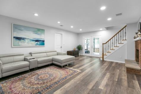 67 Kinnan Way Bernards NJ 07920