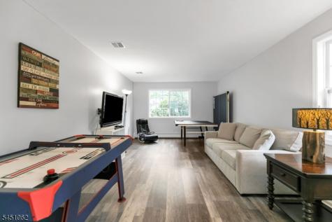 67 Kinnan Way Bernards NJ 07920