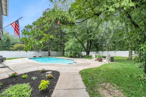 67 Kinnan Way Bernards NJ 07920
