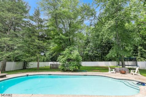67 Kinnan Way Bernards NJ 07920