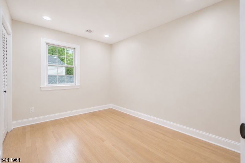 21 Glannon Road Livingston NJ 07039