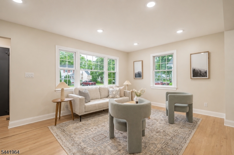 21 Glannon Road Livingston NJ 07039