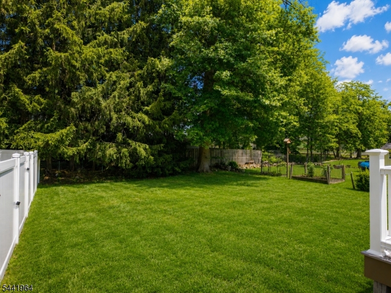 21 Glannon Road Livingston NJ 07039