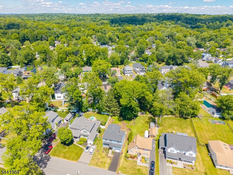 21 Glannon Road Livingston NJ 07039