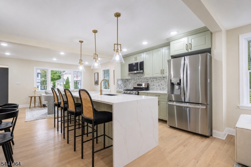 21 Glannon Road Livingston NJ 07039