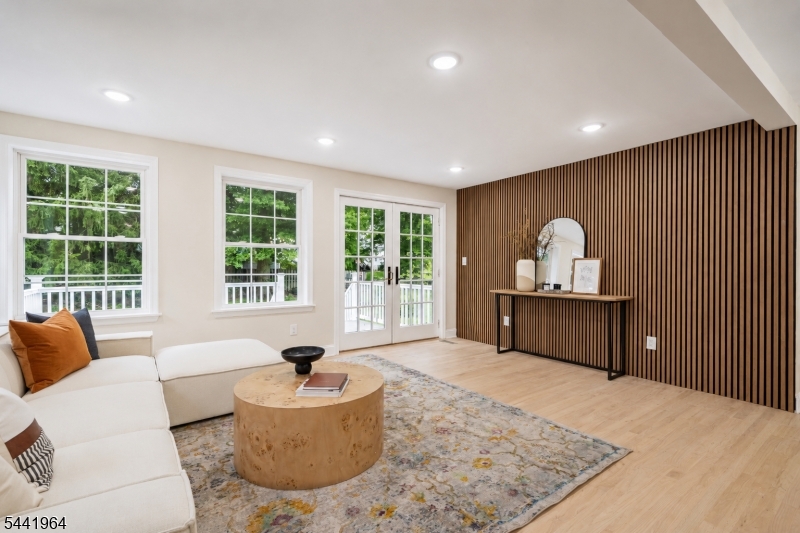 21 Glannon Road Livingston NJ 07039