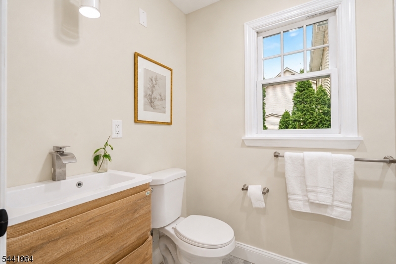 21 Glannon Road Livingston NJ 07039