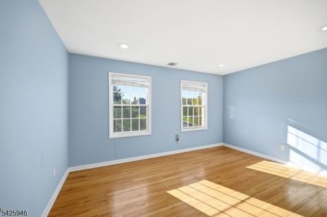 56 Burnet Hill Road Livingston NJ 07039