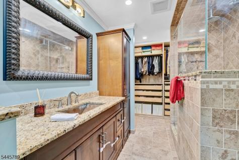 151 Cottage Place W Long Hill NJ 07933