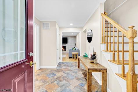 151 Cottage Place W Long Hill NJ 07933