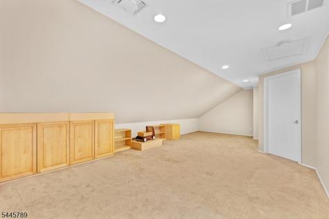 151 Cottage Place W Long Hill NJ 07933