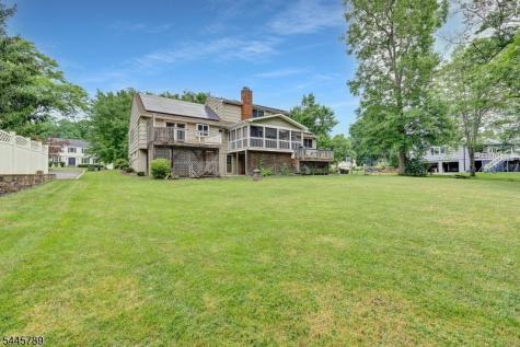 151 Cottage Place W Long Hill NJ 07933
