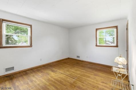 2 Moryan Road Edison NJ 08817