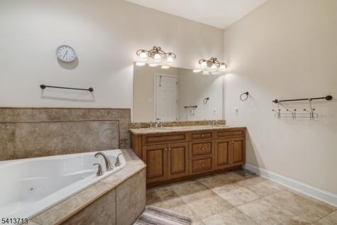 47 Schindler Court Franklin NJ 08873