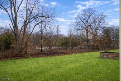 47 Schindler Court Franklin NJ 08873
