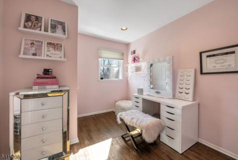 1 Morningside Drive Livingston NJ 07039
