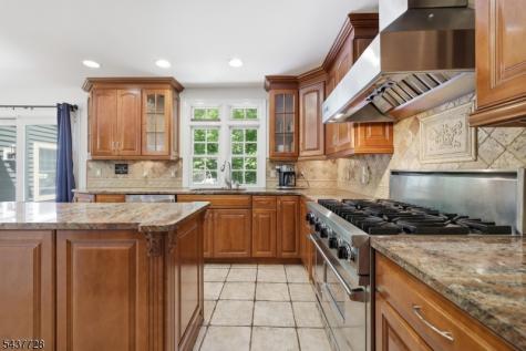 70 High Oaks Drive Watchung NJ 07069