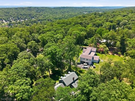 70 High Oaks Drive Watchung NJ 07069