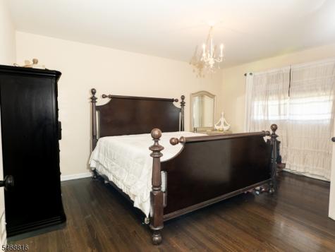 7 Fernwood Place Parsippany-troy Hills NJ 07054