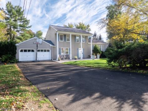 7 Fernwood Place Parsippany-troy Hills NJ 07054