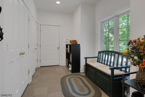 9 Beacon Hill Drive Chester NJ 07930
