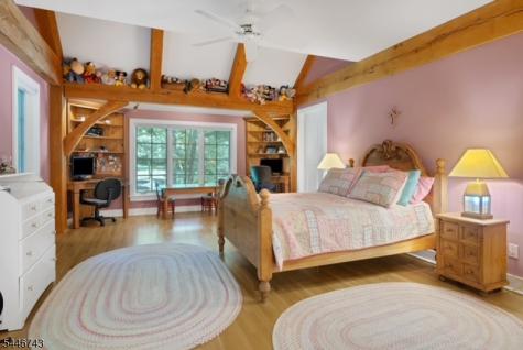 9 Beacon Hill Drive Chester NJ 07930